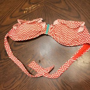 Xhilaration chevron bikini top